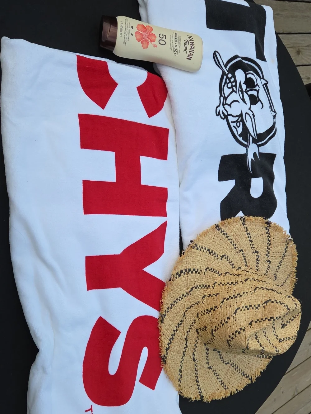 NWOT Torchy's Tacos Devil Logo Beach Towels Set of 2 Rare
